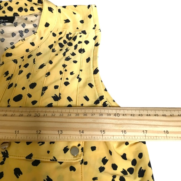 Lily Morgan Yellow Sleeveless top • Black Spot Print • V-Neck - Picture 5 of 15